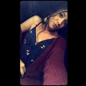 Meet your Posher, Lexie